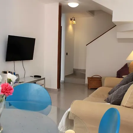 Apartment Duplex Beach, 2 Bedrooms, Terrace & Pool Granadilla De Abona